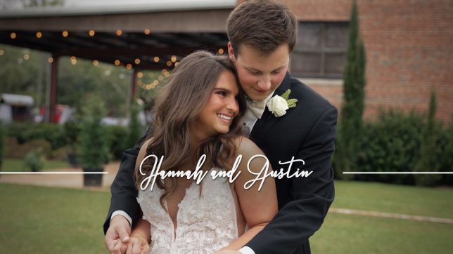 Cute couple gets married at the Biscuit Company near Thomasville georgia